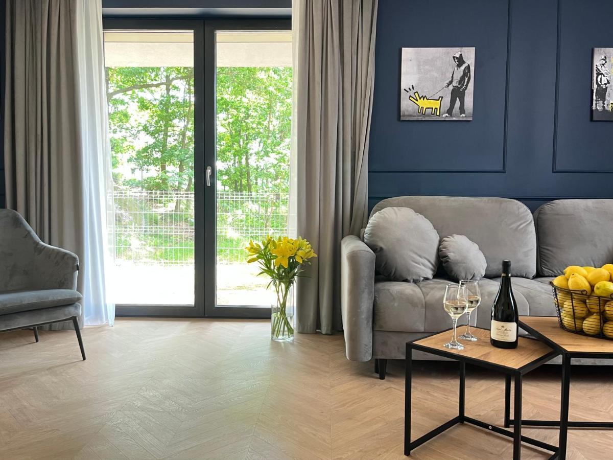Apartamenty Maxa Czornyja เยเลเนียกูรา ภายนอก รูปภาพ