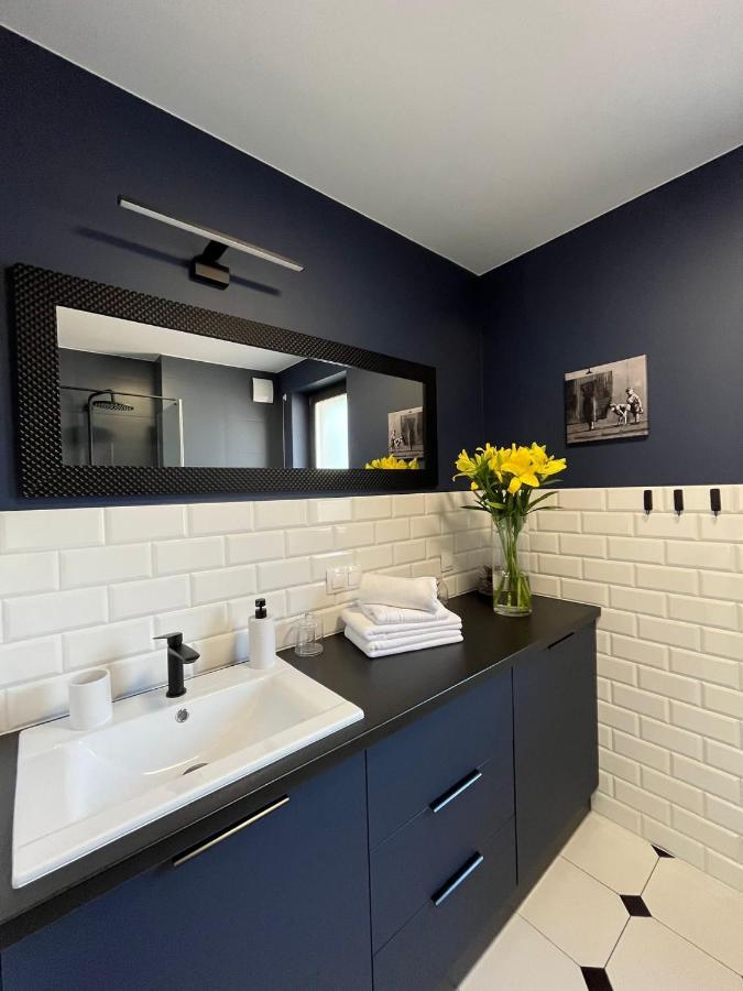Apartamenty Maxa Czornyja เยเลเนียกูรา ภายนอก รูปภาพ