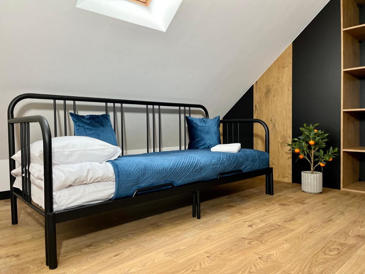 Apartamenty Maxa Czornyja เยเลเนียกูรา ภายนอก รูปภาพ